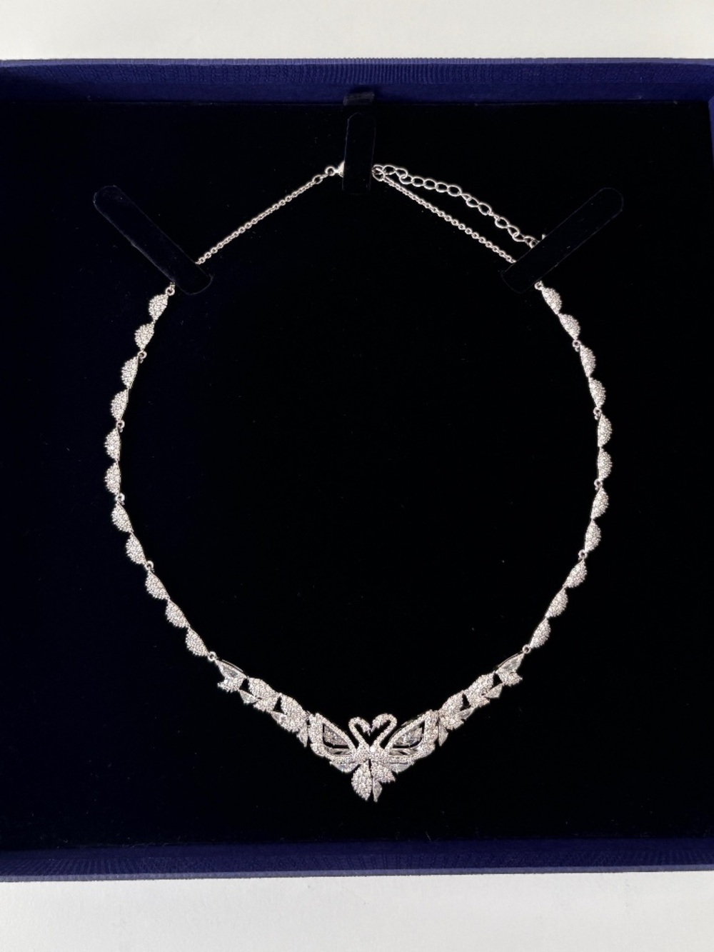 Swarovski Swan All-Around Crystal Necklace Rhodium Plated 5536766
